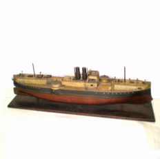 Encouracado (modelo de exposic