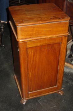 Mesa-de-cabeceira