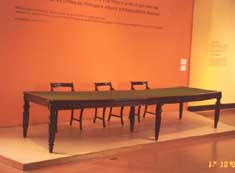 Mesa de reunioes
