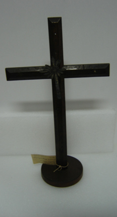 Crucifixo (fragmento): cruz e