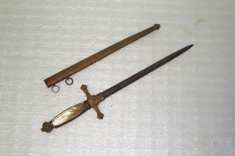 Espadim militar