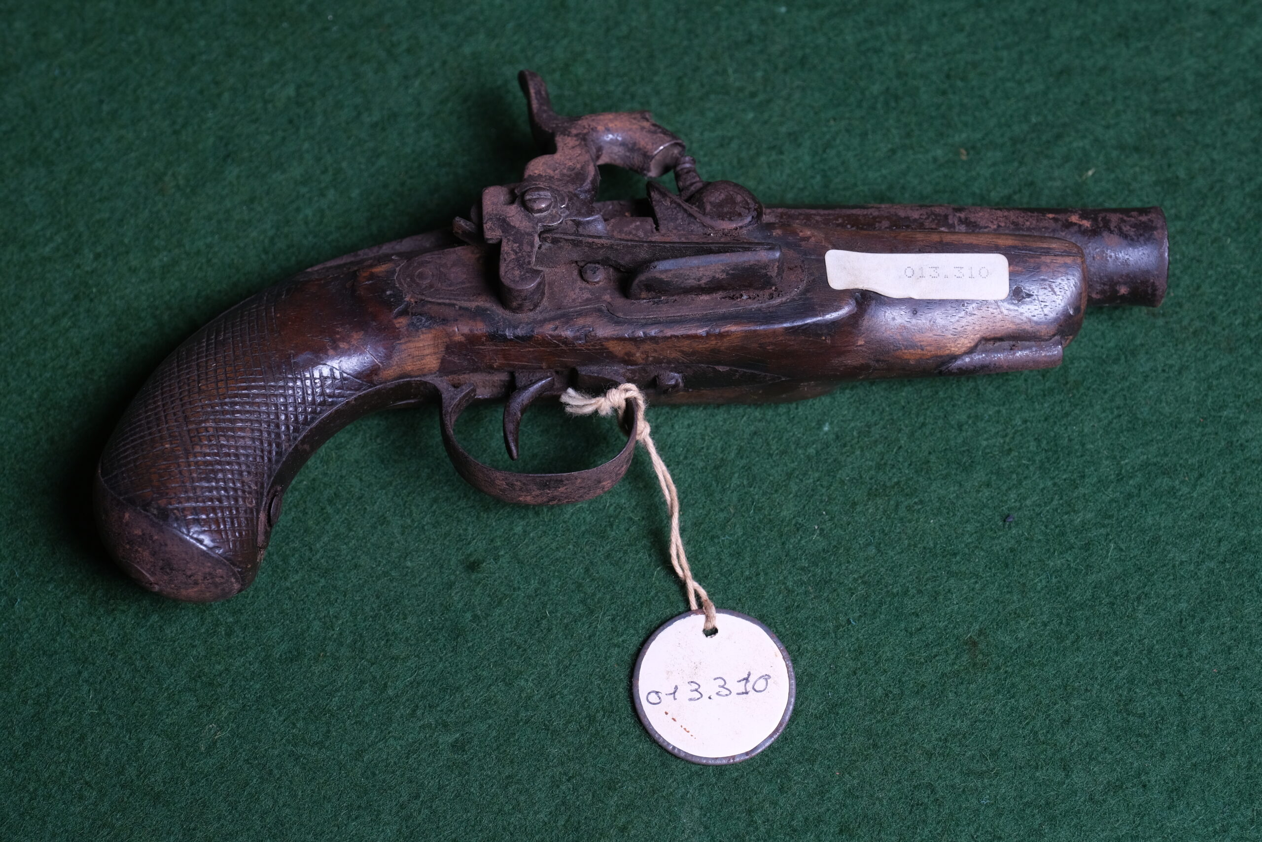 Pistola