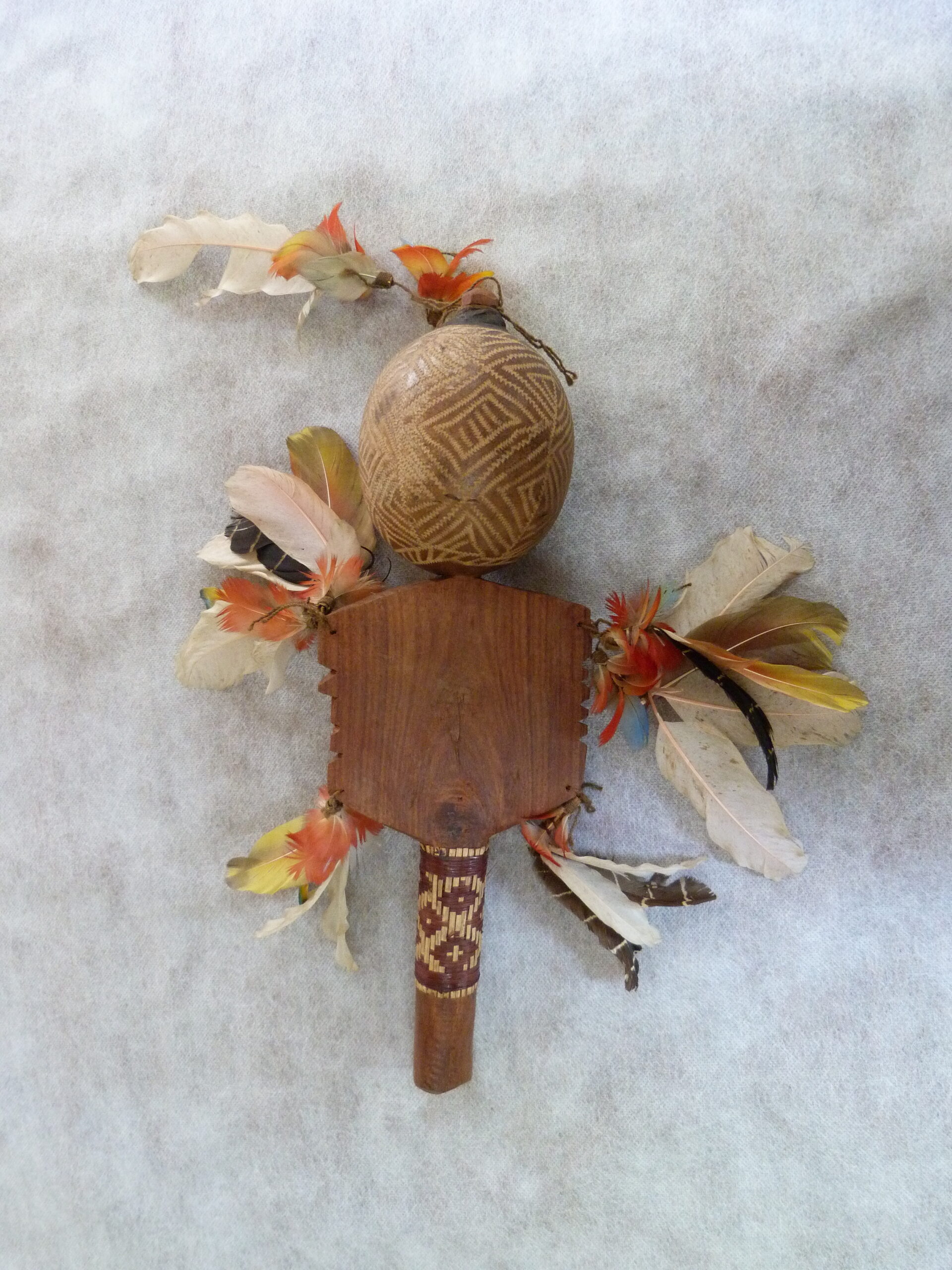 Instrumento de percussao: maraca