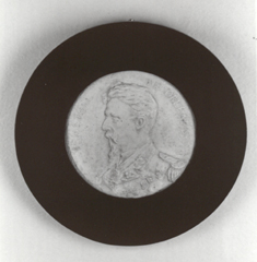 Retrato (relevo)