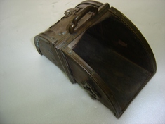 Caçamba (estribo)