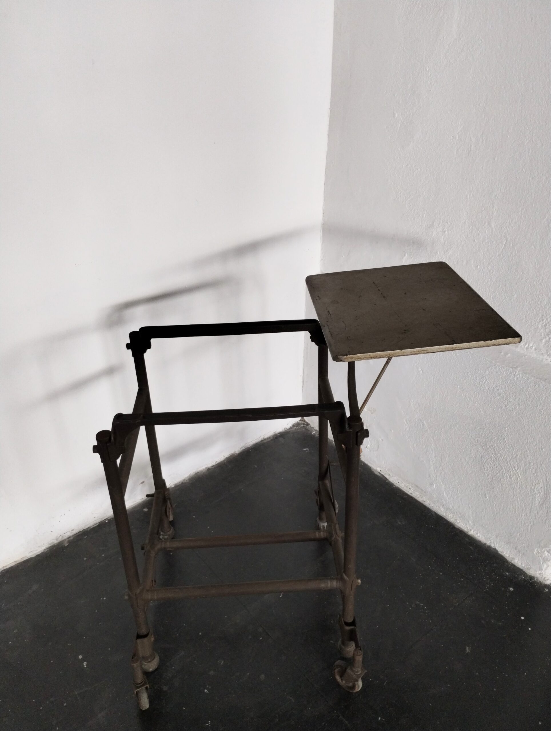 Suporte de máquina de escrever
