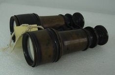 Binóculo naval