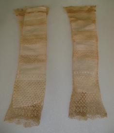 Mitene ( mão direita)
