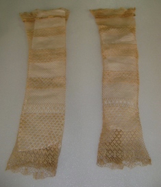 Mitene (mão esquerda)