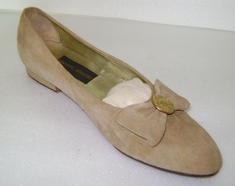 Sapato feminino (pé esquerdo)
