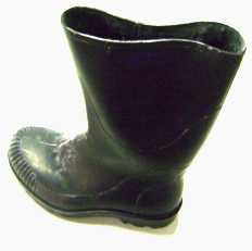 Bota (pé esquerdo)