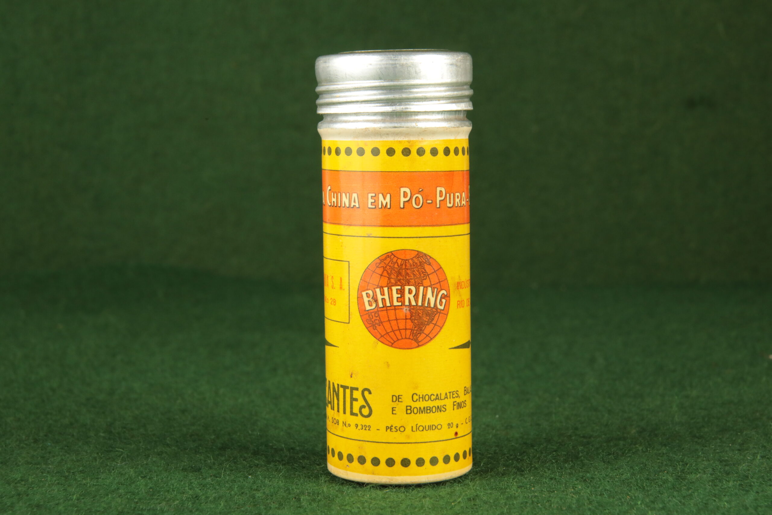 Embalagem de produto: lata