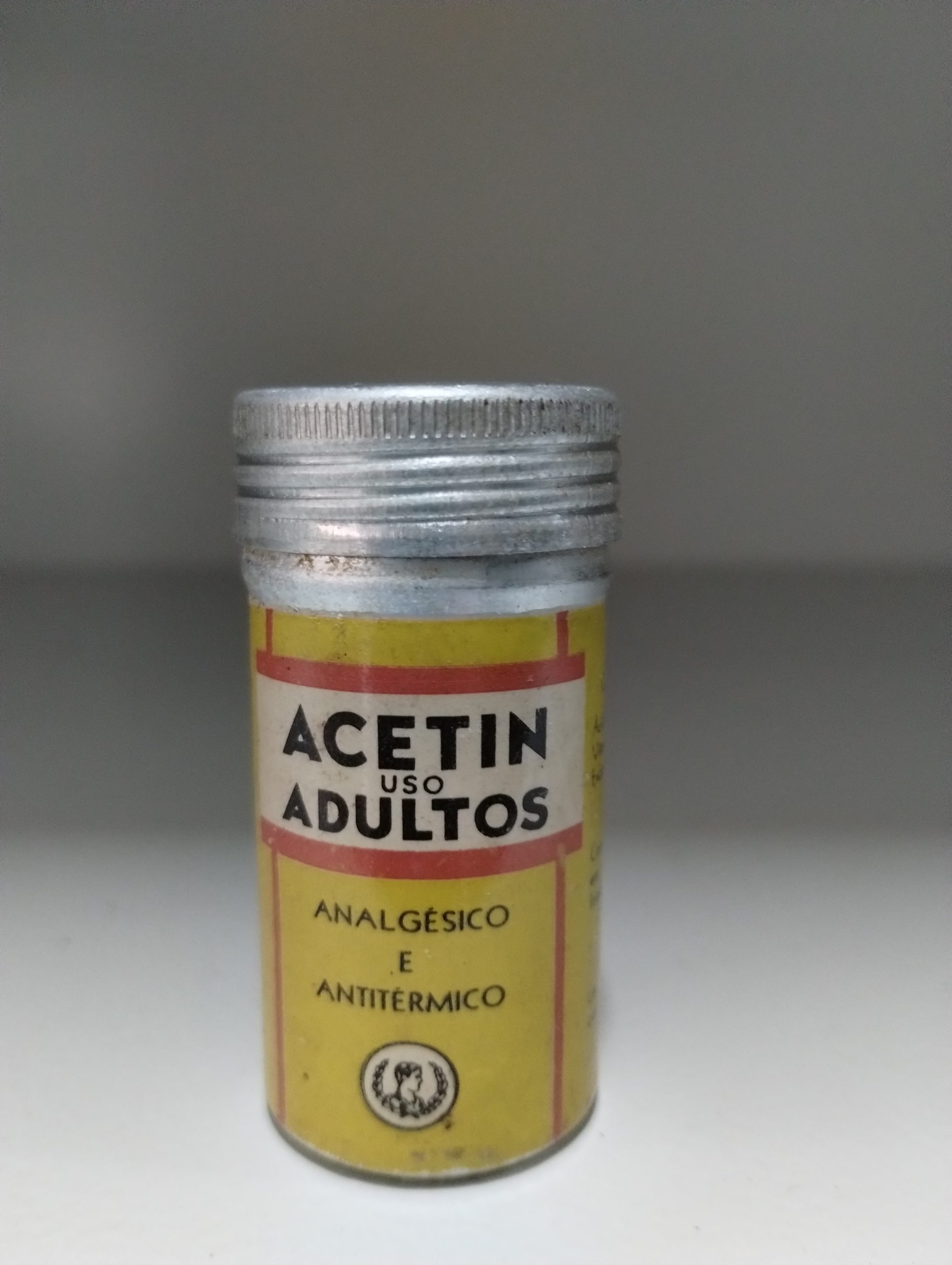 Embalagem de produto: lata