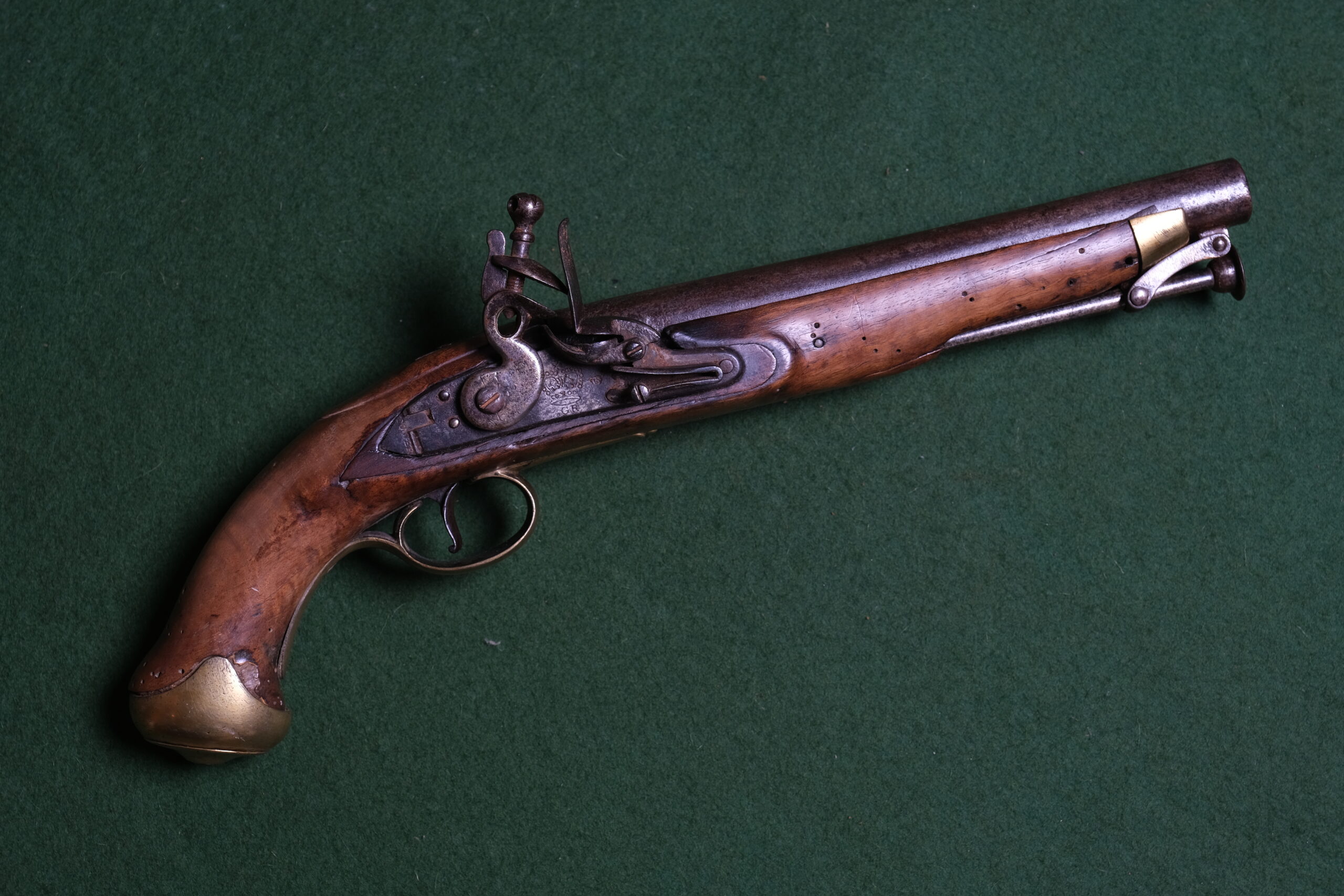Pistola