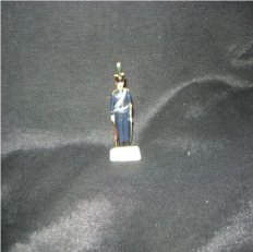 Brinquedo: soldado de chumbo
