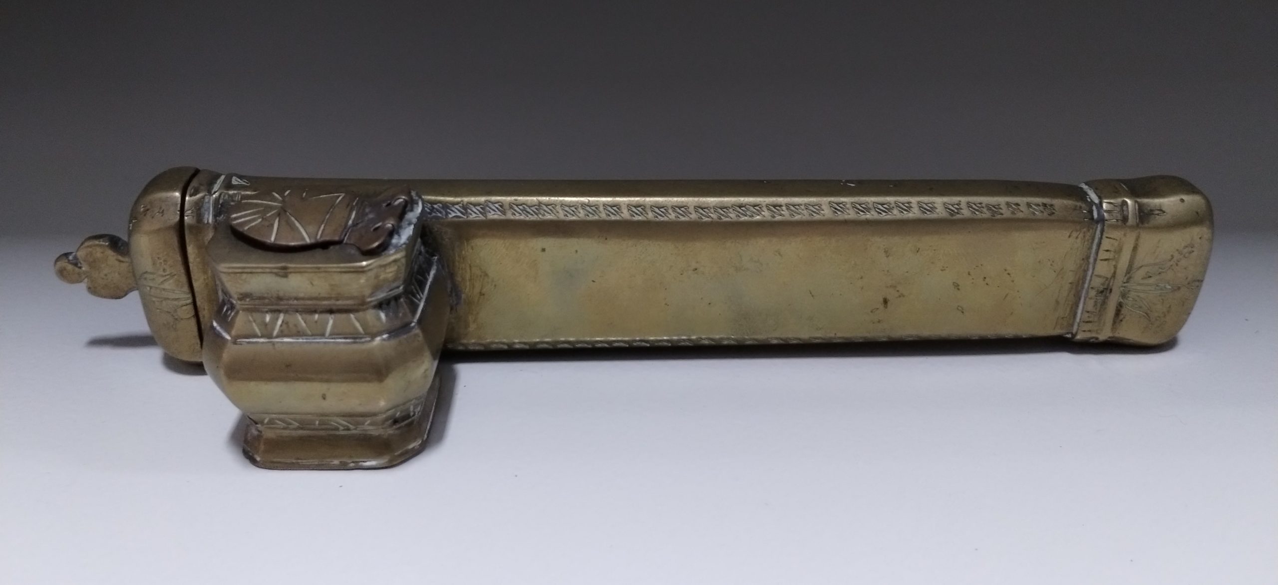 Porta-lápis/caneta