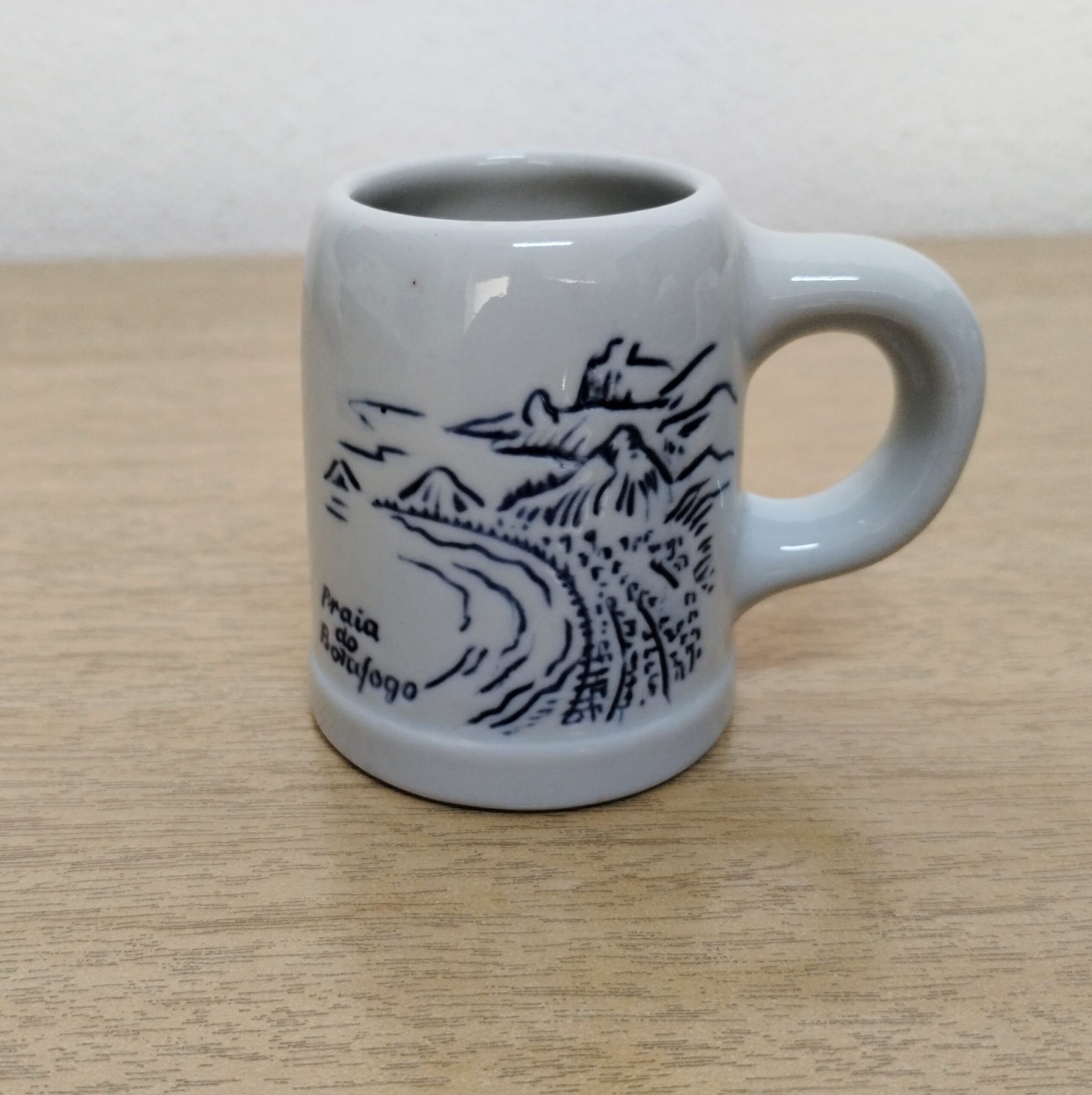 Caneca (miniatura)