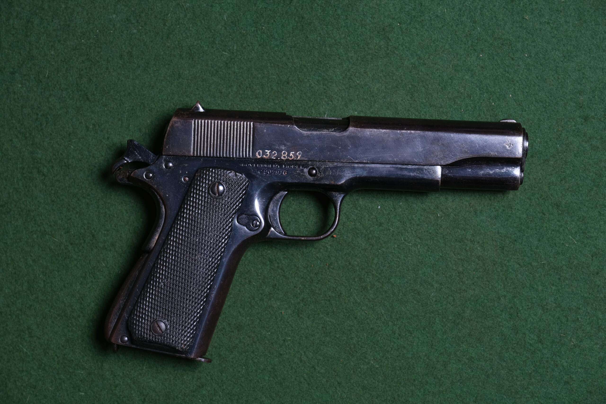 Pistola
