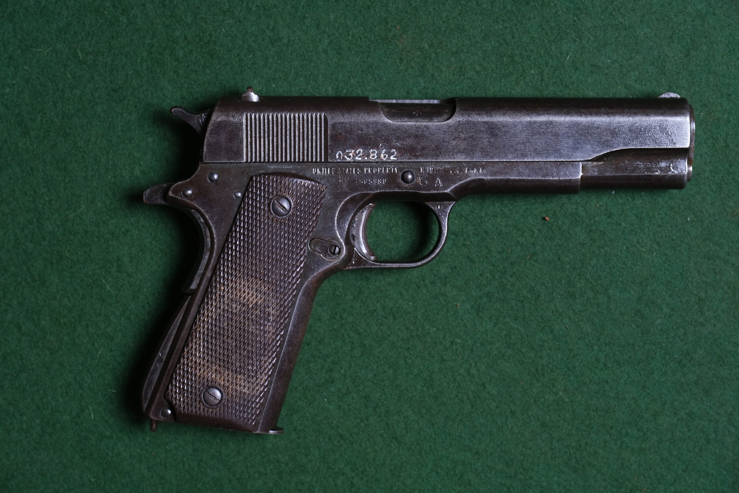 Pistola