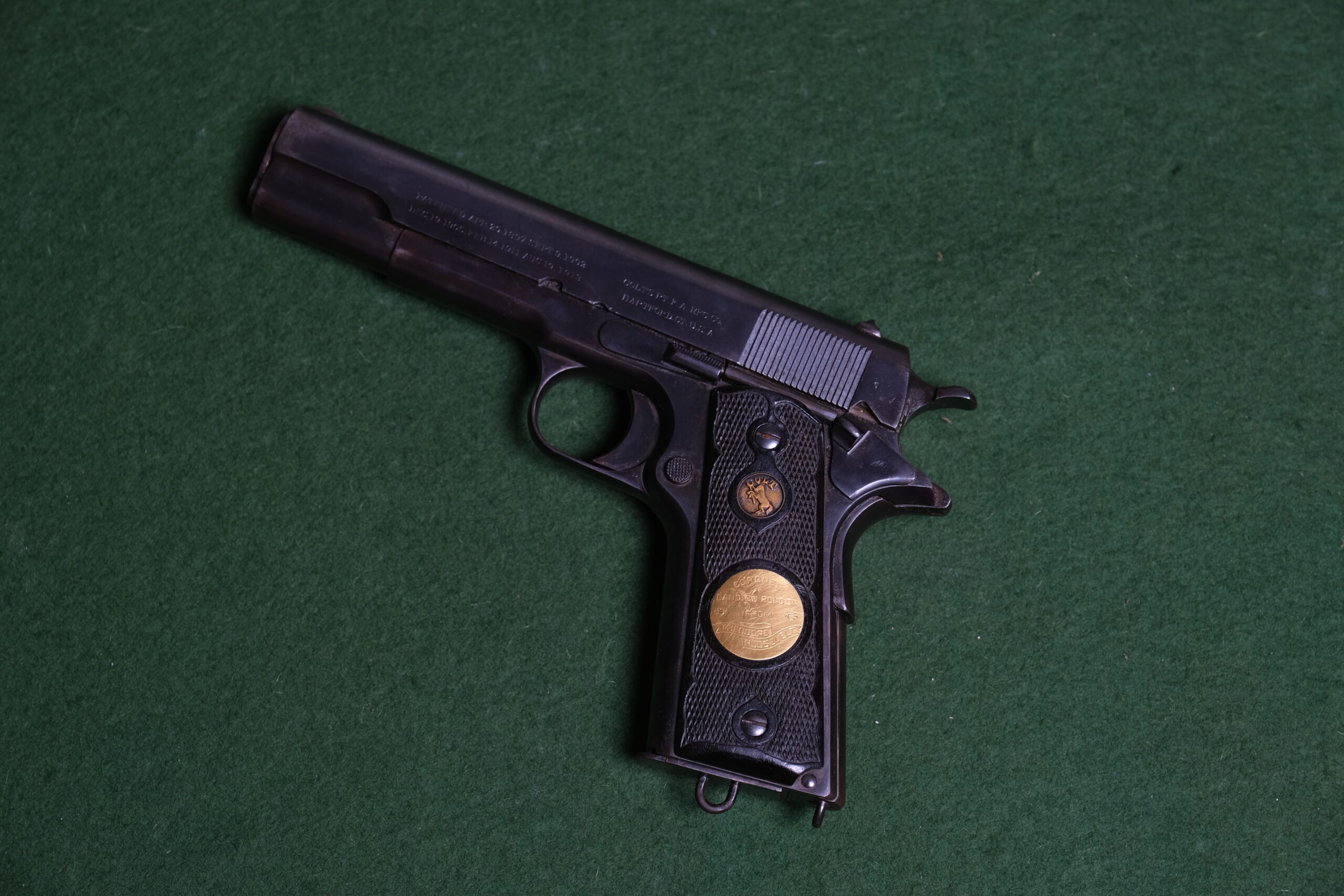 Pistola
