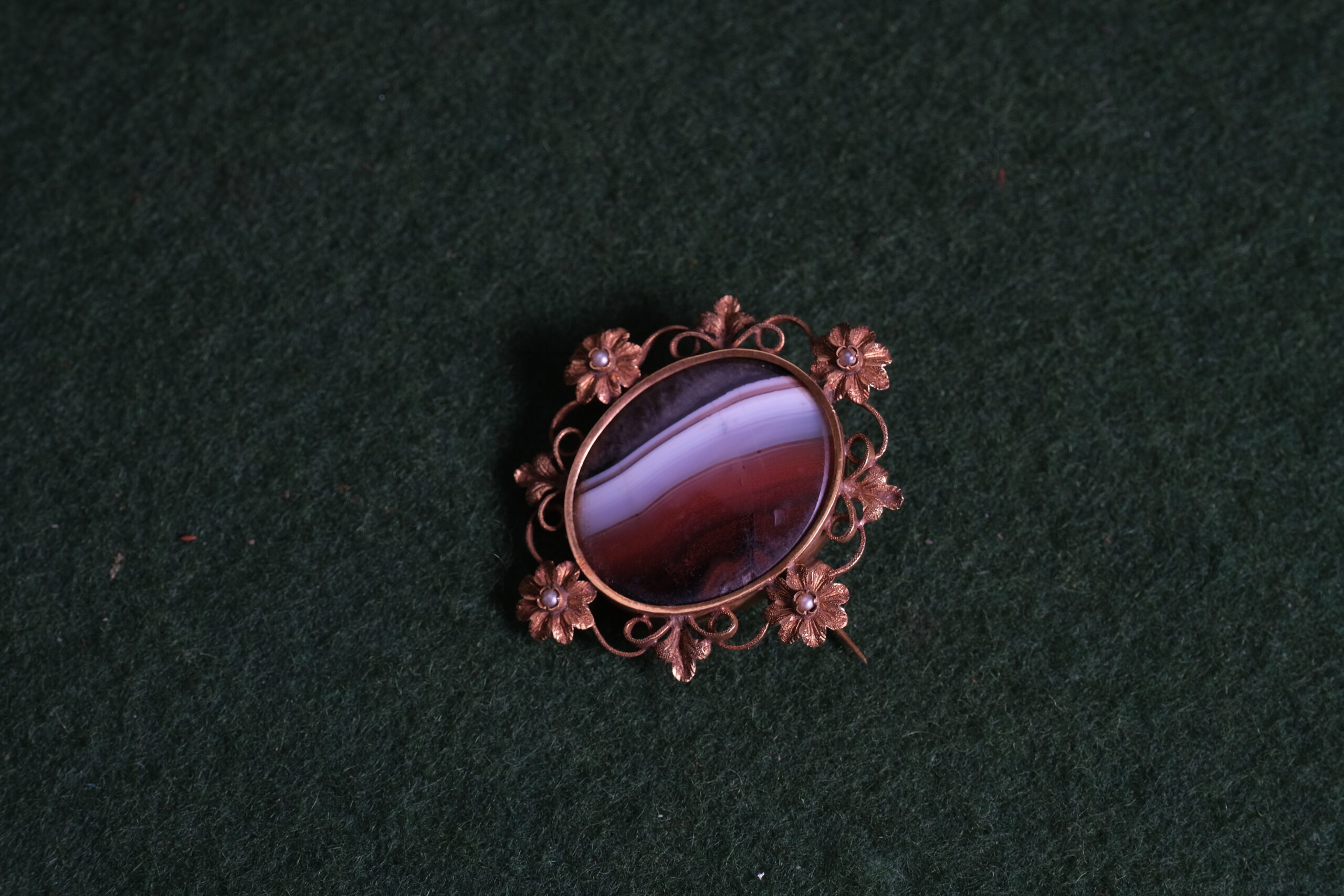 Broche