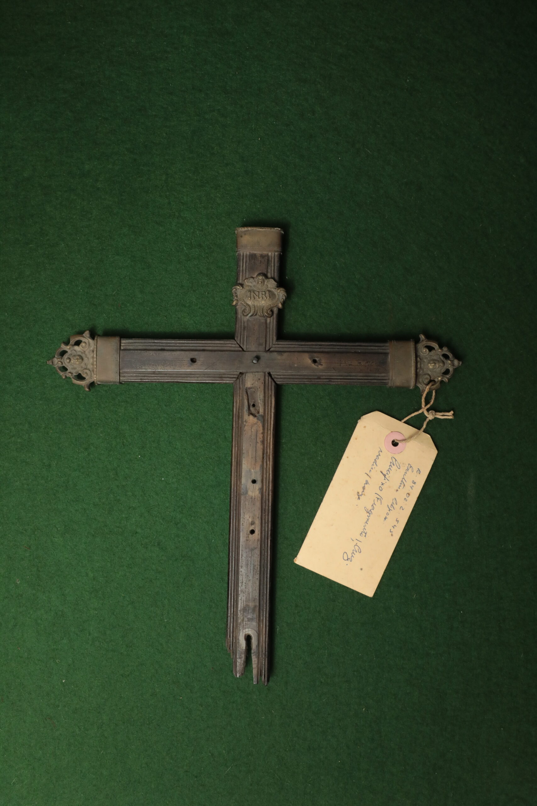 Crucifixo (fragmento): cruz